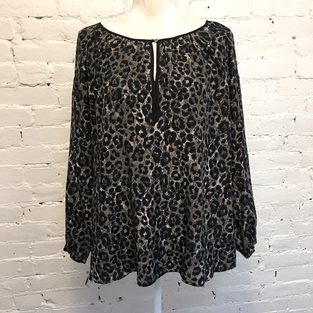 Gerard Darel silk peasant top blue leopard print scoop neck size 38
